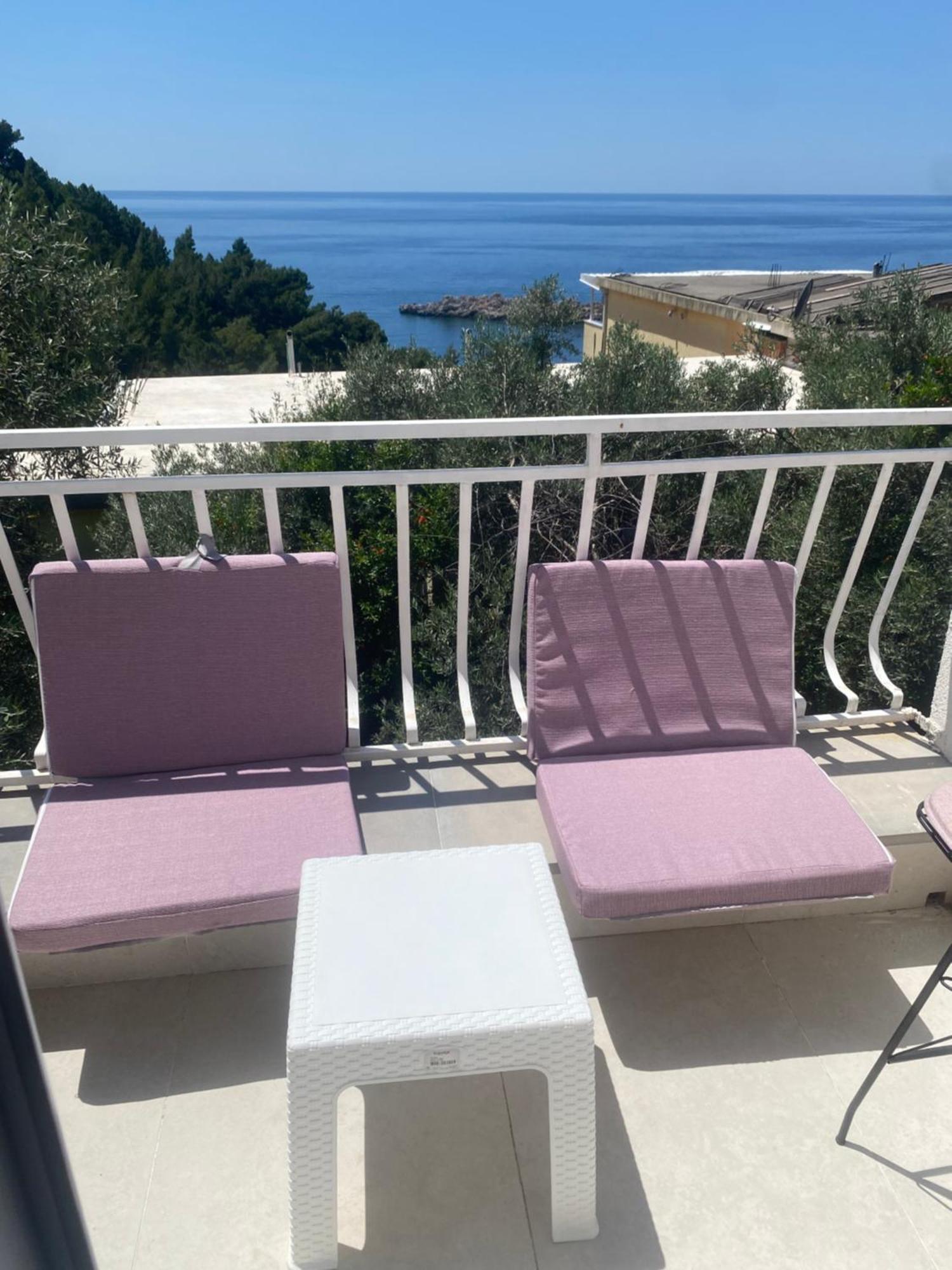 Apartman Lara Sveti Stefan Eksteriør billede