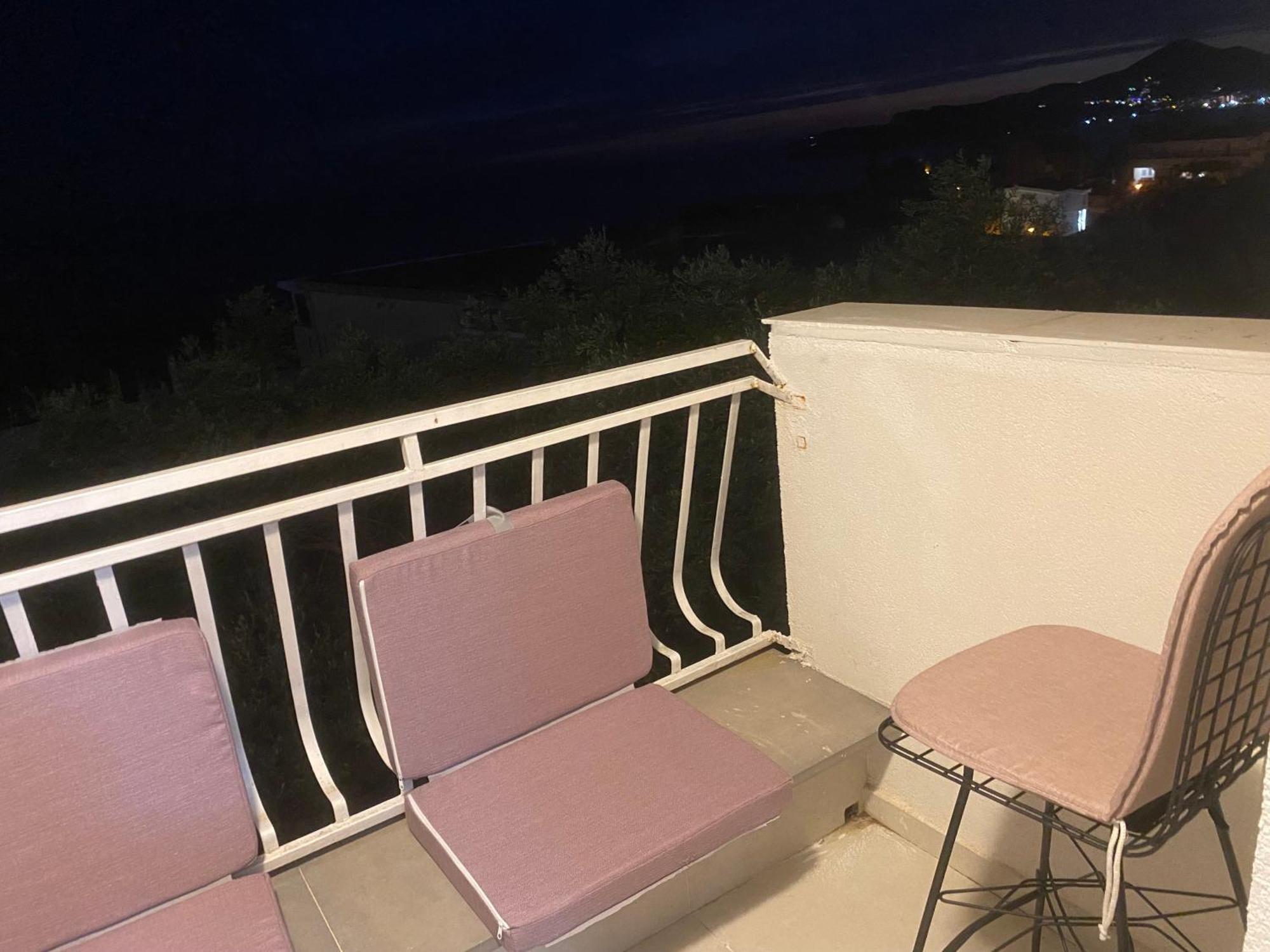 Apartman Lara Sveti Stefan Eksteriør billede