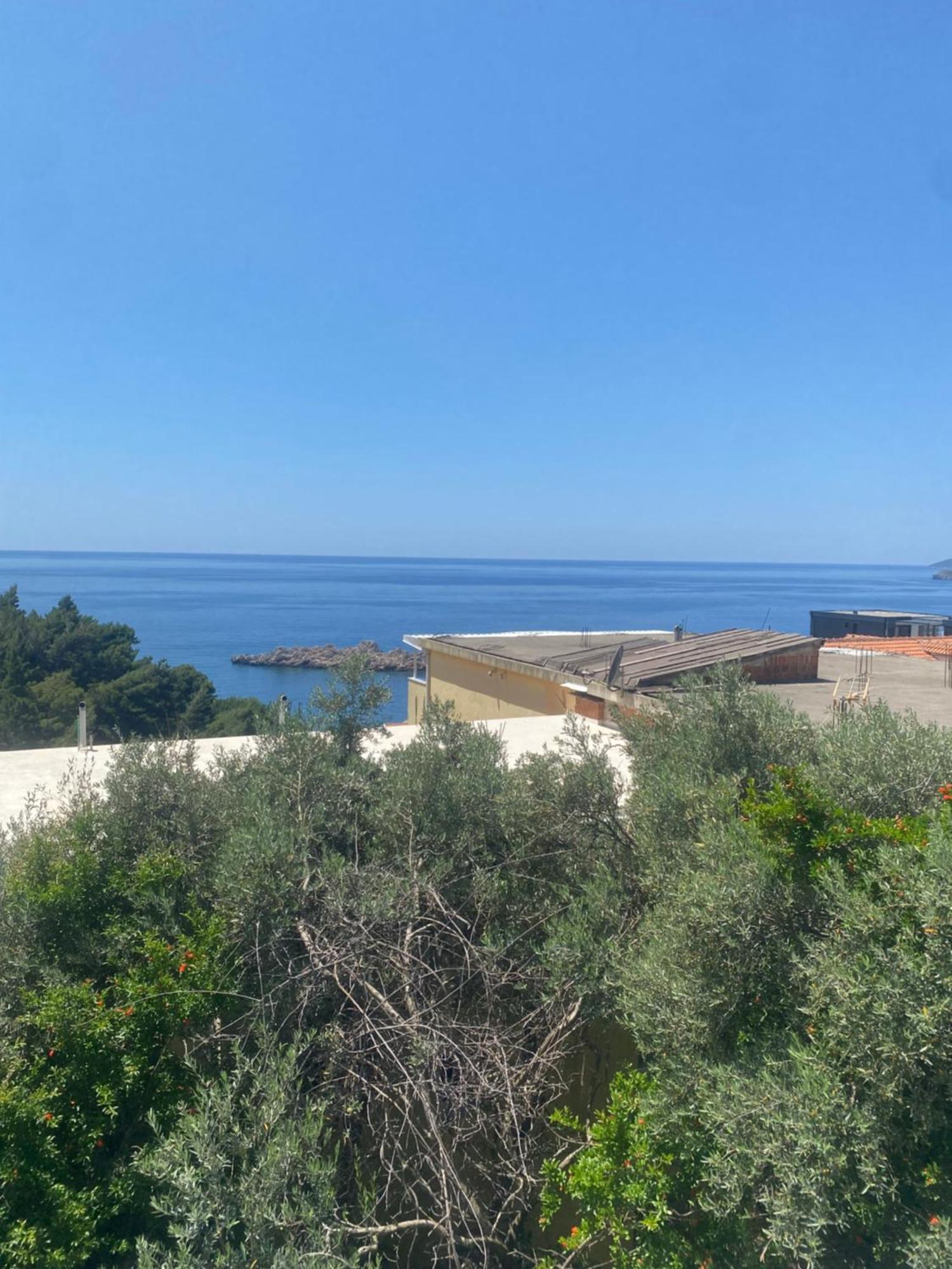 Apartman Lara Sveti Stefan Eksteriør billede